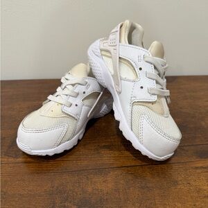Nike Air Huarache TD Toddler Kids Athletic SLIP ON Shoes 9c white/cream
